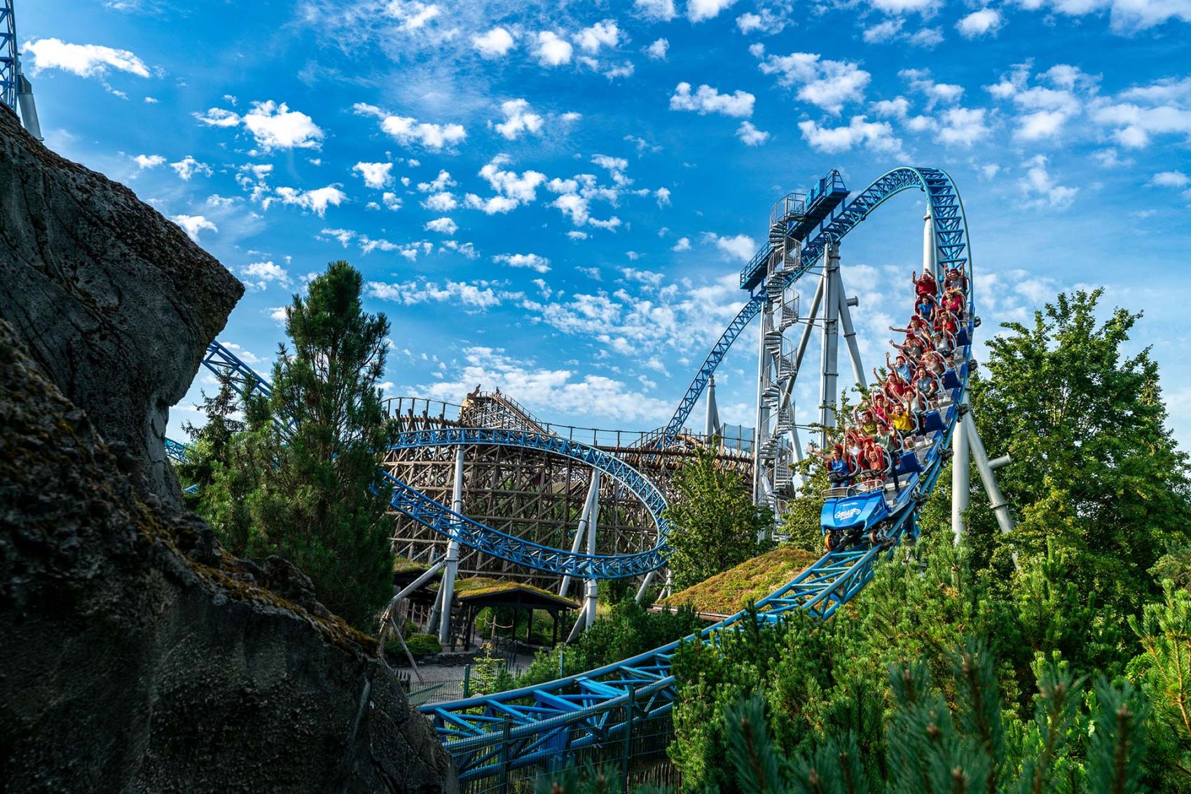 blue fire Megacoaster